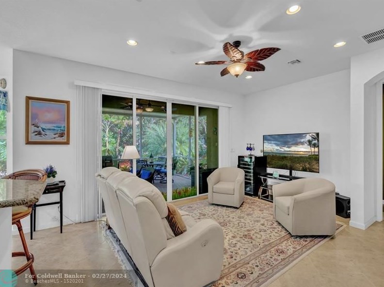 6240 Coverty Pl, Vero Beach FL  32966-6487 exterior