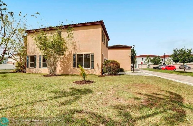 9081 Sw 169th Path, Miami, FL 33196