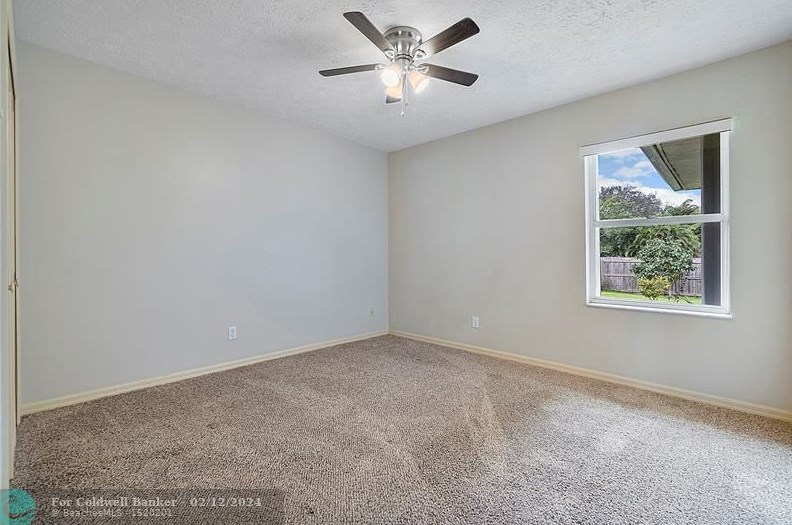 2158 Carnation Rd, Fort Pierce FL  34952-4925 exterior