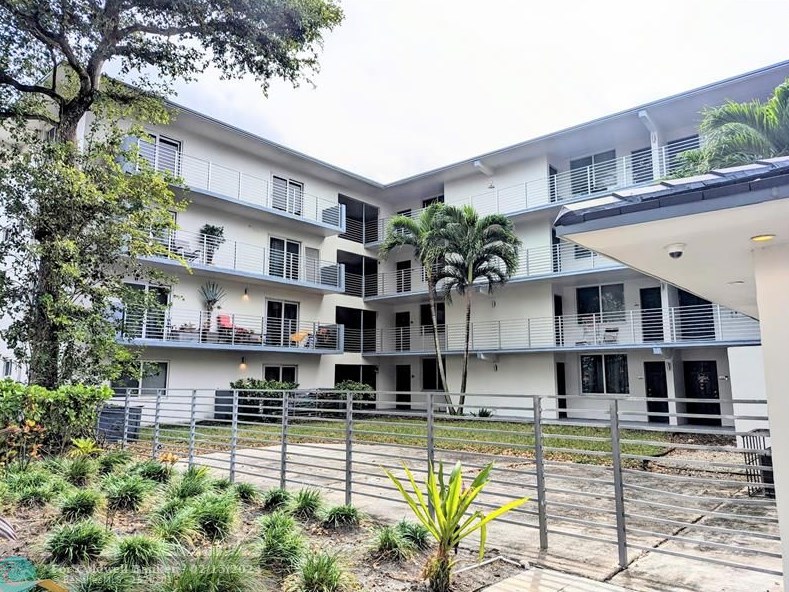 14050 Ne 6th Ave #307, Miami, FL 33161