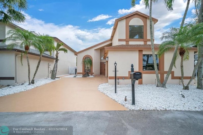 8694 Kimble Way, Boca Raton, FL 33433-7649