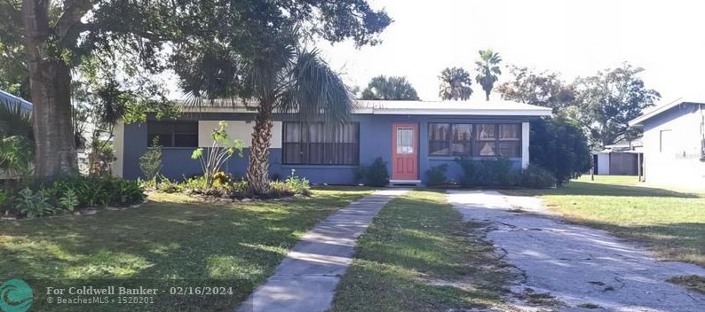 308 8th Dr, Okeechobee, FL 34974-4543