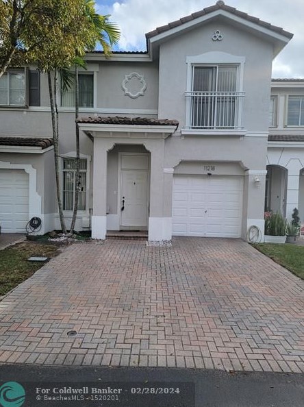 11218 Nw 56th St, Miami, FL 33178