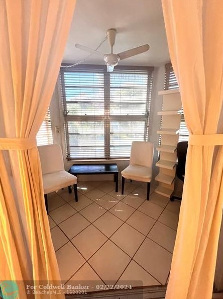 1701 191 St, Miami FL  33056-3338 exterior
