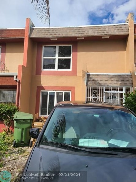 2775 Nw 194th Ter, Miami, FL 33056