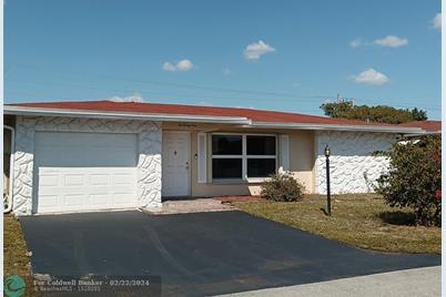 1031 NW 49th St - Photo 1
