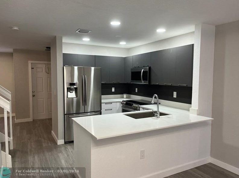 167 Hidden Court Rd, Hollywood, FL 33023