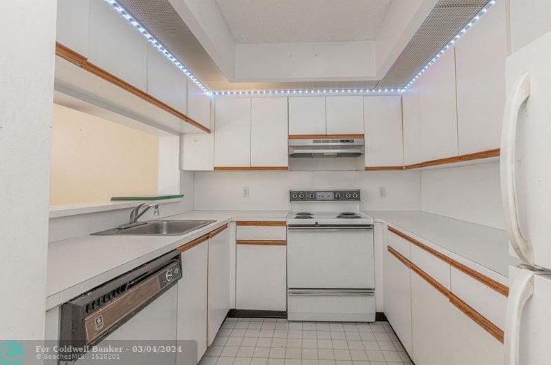 12950 Sw 4th Ct #211h, Hollywood, FL 33027