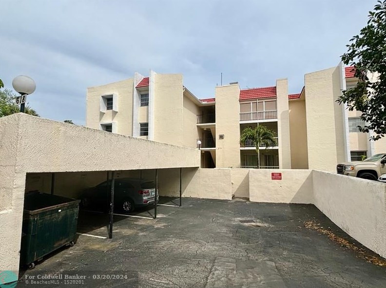 618 Nw 13th St Apt 16, Boca Raton, FL 33486