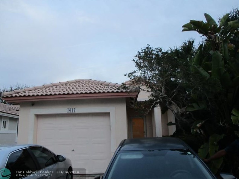 1013 Nw 170th Ave, Hollywood, FL 33028