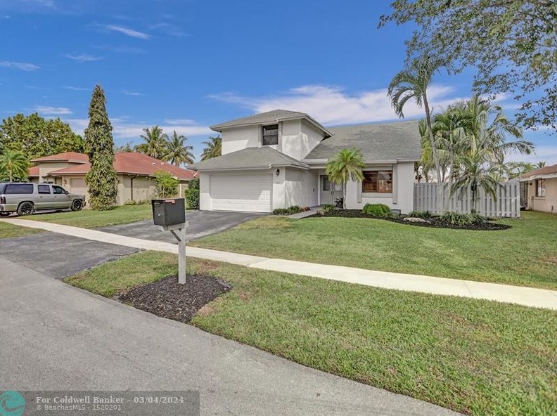 9851 6th St, Hollywood, FL 33025-1046