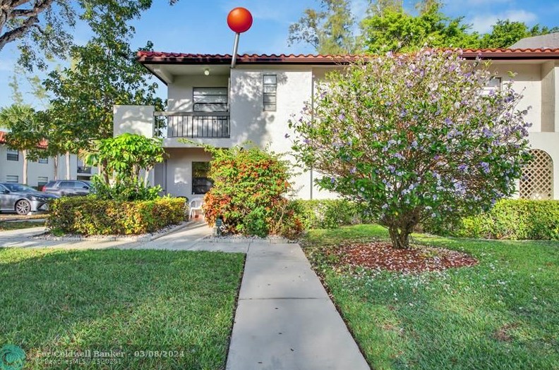 9193 Pecky Cypress Ln, Boca Raton, FL 33428-1962