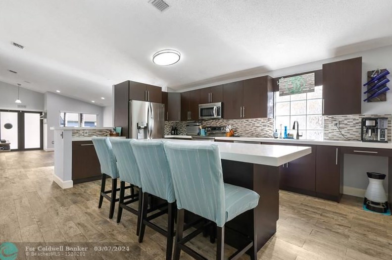 20524 5th St, Hollywood FL  33029-3464 exterior