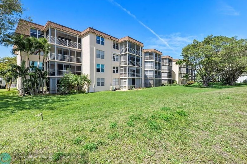 6300 Nw 2nd Ave Apt 409, Boca Raton, FL 33487