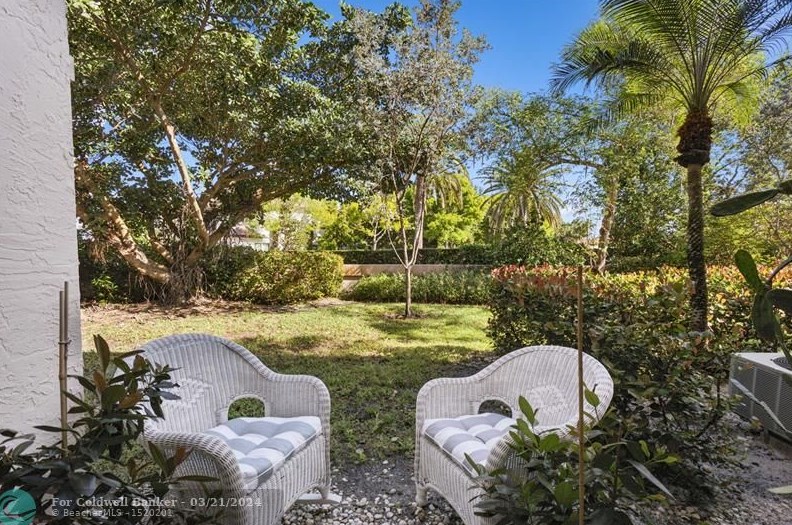 6533 Via Regina, Boca Raton, FL 33433