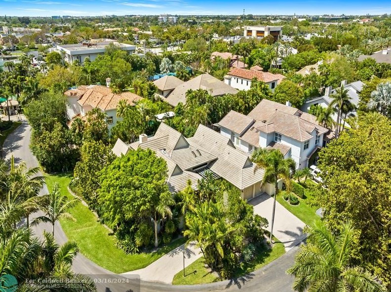 4001 Ibis Point Cir, Boca Raton, FL 33431-5204