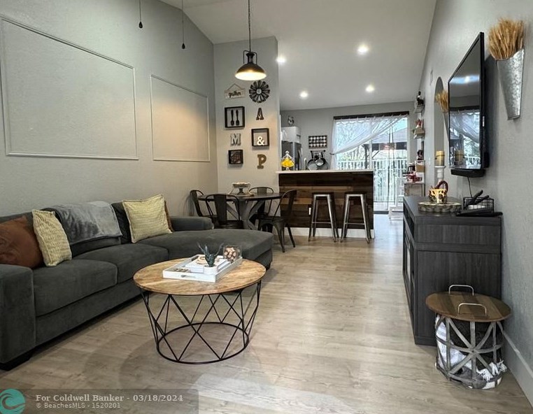 18751 Sw 25th Ct, Hollywood, FL 33029