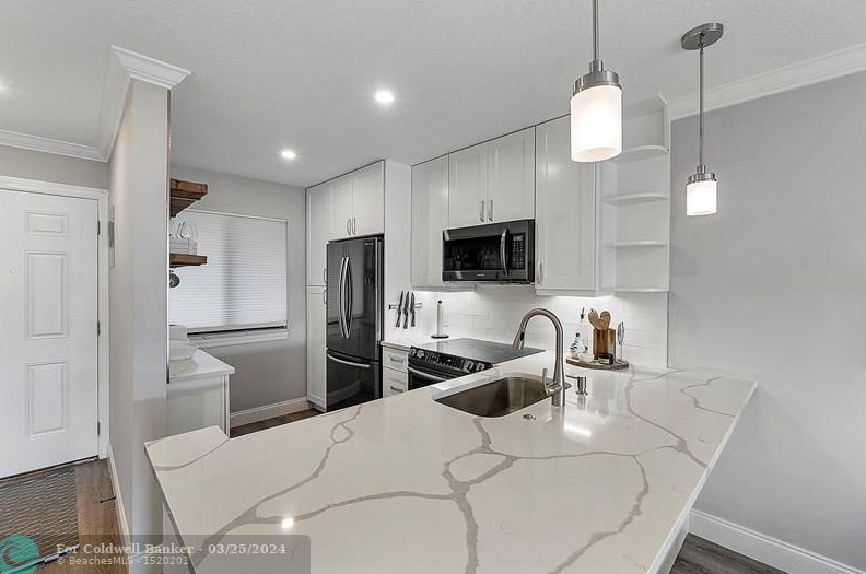 4230 Deste Ct #305, Lake Worth, FL 33467