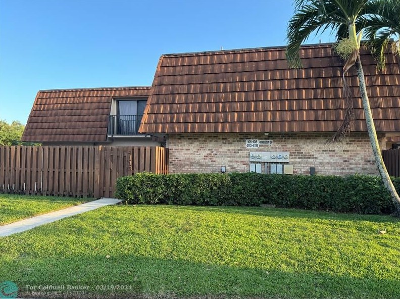 4113 Wimbledon Dr, Hollywood, FL 33026-1143