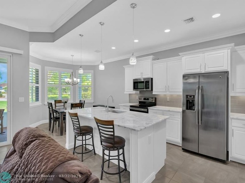 1868 Red Oak Ter, Vero Beach FL  32966 exterior