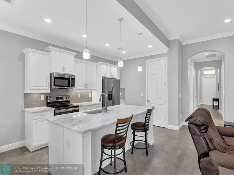 1868 Red Oak Ter, Vero Beach FL  32966 exterior