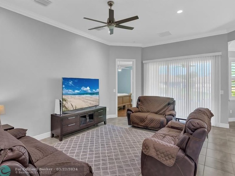 1868 Red Oak Ter, Vero Beach FL  32966 exterior