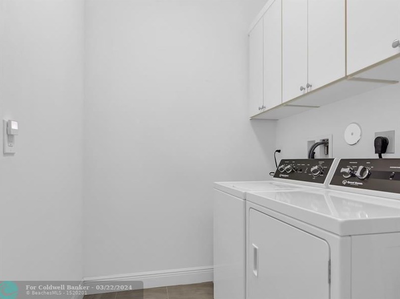 1868 Red Oak Ter, Vero Beach FL  32966 exterior