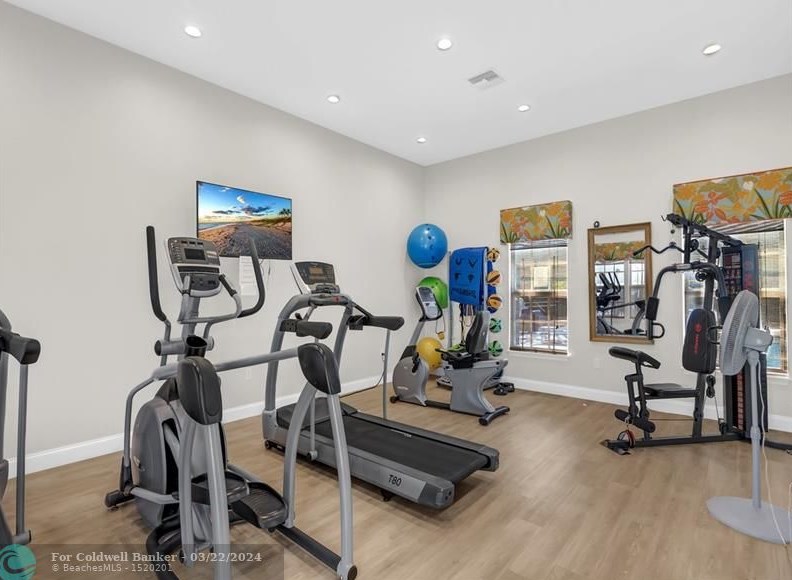 1868 Red Oak Ter, Vero Beach FL  32966 exterior