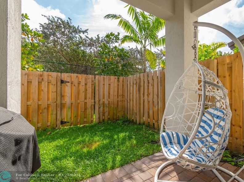 239 Sw 159th Terrace, Hollywood, FL 33027