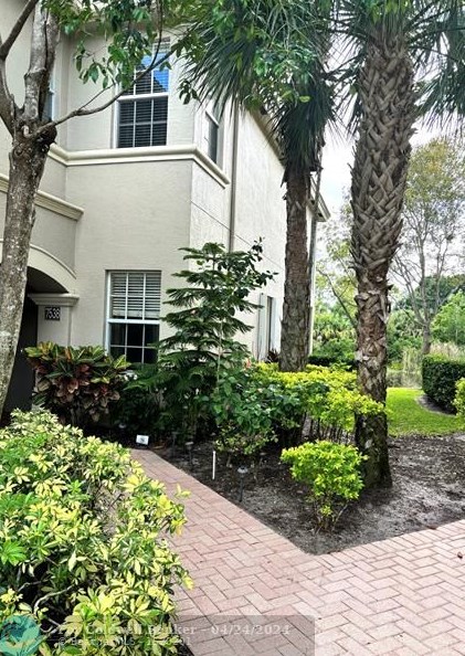 7538 Herrington Ln, Stuart, FL 34997-7252