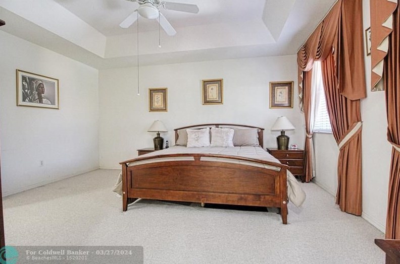 2080 99th Ave, Hollywood FL 33024-1416 exterior