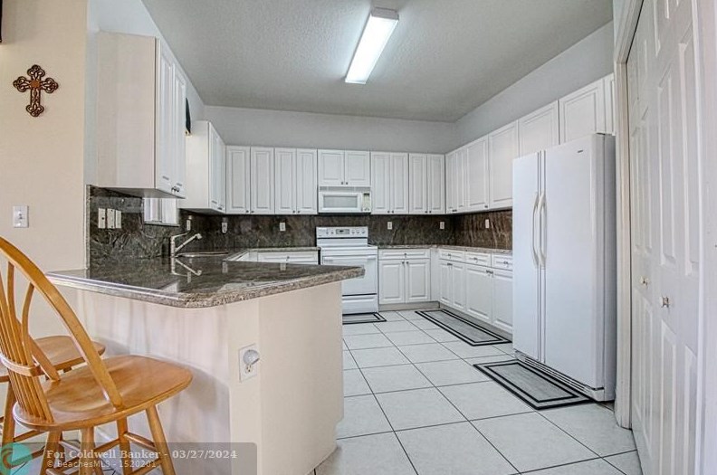 2080 99th Ave, Hollywood FL 33024-1416 exterior