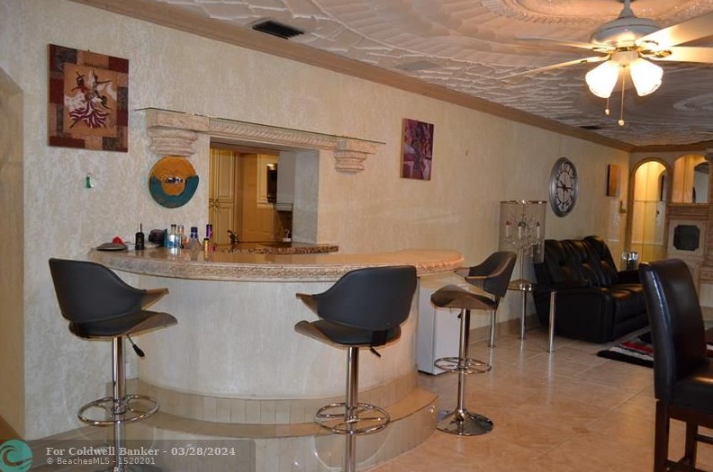 1860 179 St, Miami FL  33056-3831 exterior