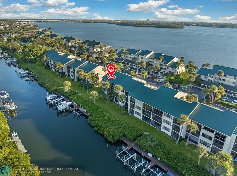 1825 Tarpon Ln, Vero Beach, FL 32960-4287