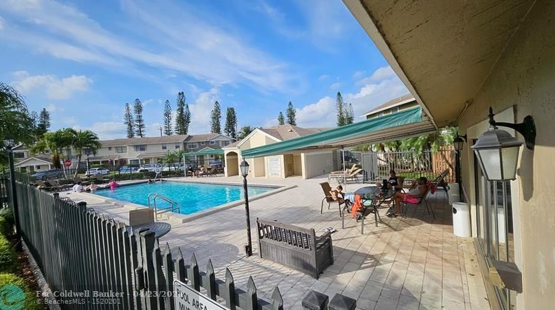 1033 107th Ave, Hollywood FL  33026-4004 exterior