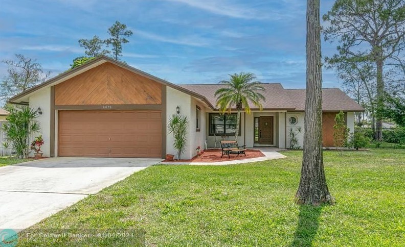 14170 Paddock Dr, West Palm Beach, FL 33414-7828