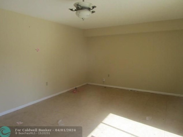 6410 64th Way, West Palm Beach, FL 33409-7127