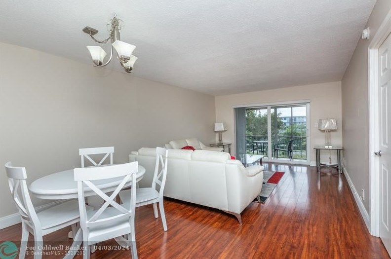 4650 Washington St #409, Hollywood, FL 33021