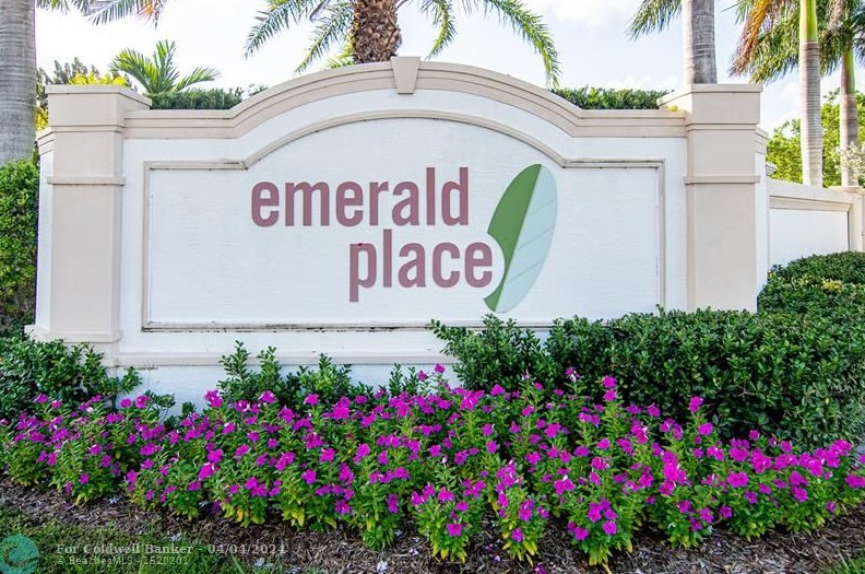 14377 Sims Rd, Delray Beach, FL 33484-2572