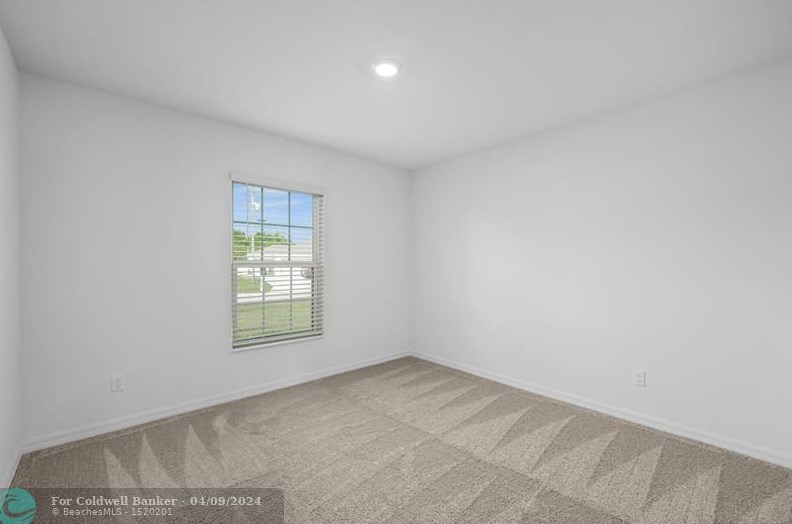 8455 100 Ave, Vero Beach FL 32967-3358 exterior