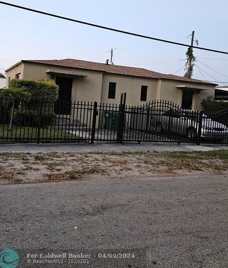 797 100th St, Miami, FL 33150-1530
