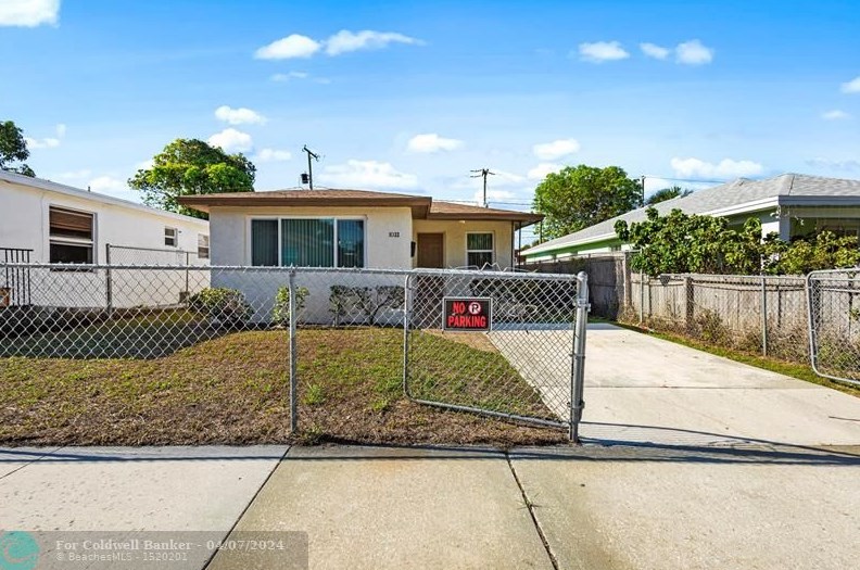1032 18th St, West Palm Beach, FL 33407-6205