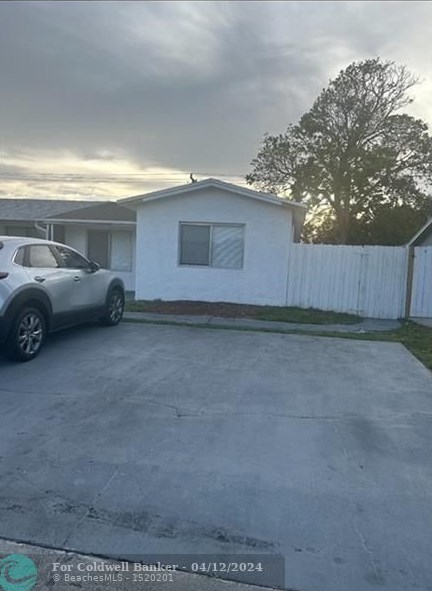 22217 62nd Ct, Boca Raton, FL 33428-4421