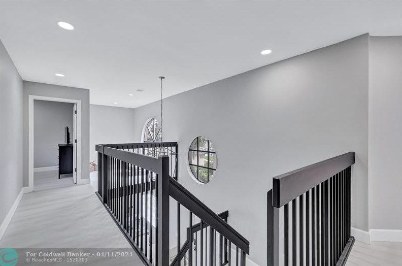 8613 Windy Cir, Boynton Beach FL  33472-5126 exterior