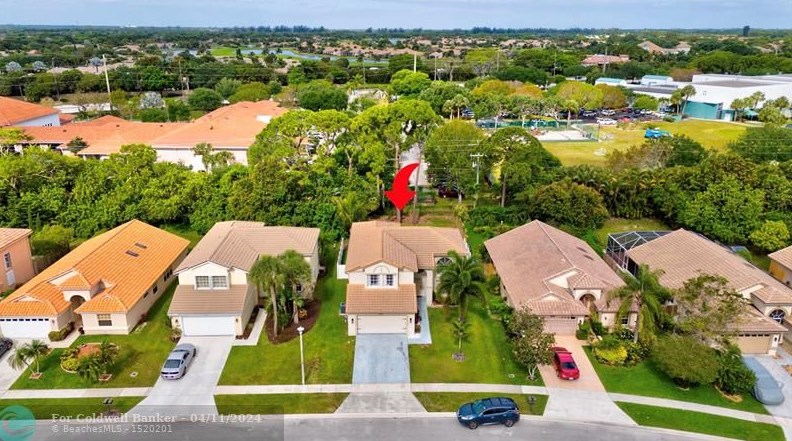 8613 Windy Cir, Boynton Beach FL  33472-5126 exterior