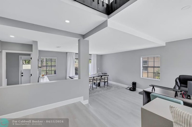 8613 Windy Cir, Boynton Beach FL  33472-5126 exterior