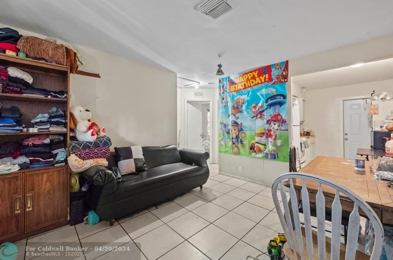 1122 N St, Lake Worth FL 33460-5246 exterior