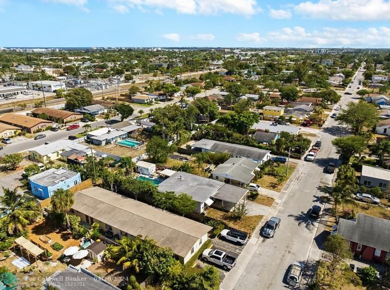 1122 N St, Lake Worth FL 33460-5246 exterior