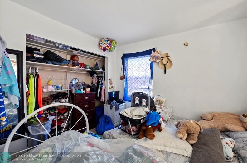 1122 N St, Lake Worth FL 33460-5246 exterior