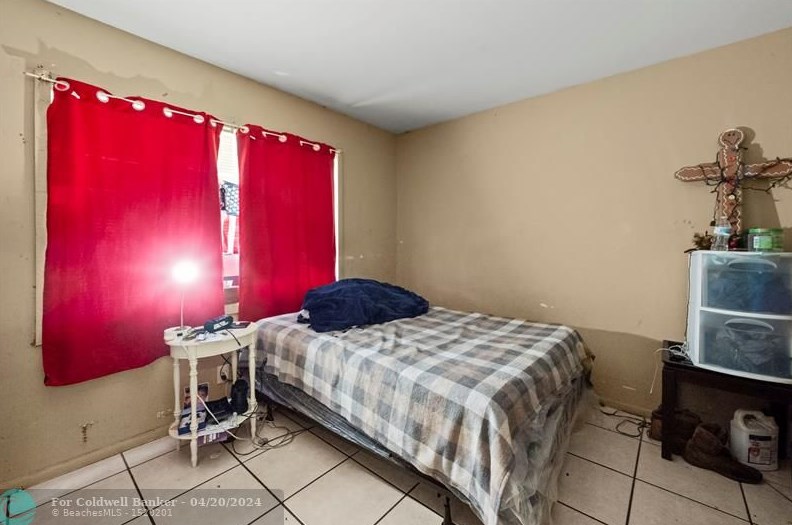 1122 N St, Lake Worth FL 33460-5246 exterior